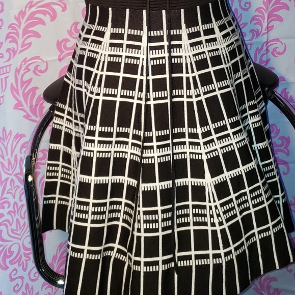 Retro Candies Geometric Knit Lace Up Dress - Picture 3 of 8